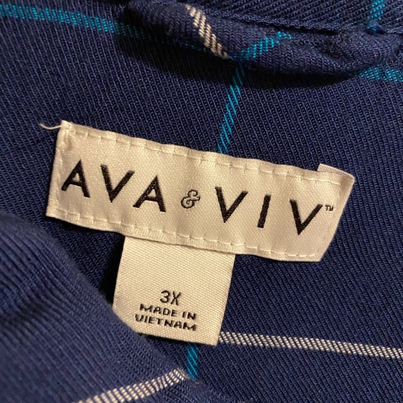 Tunic Top - Picture 2 of 3